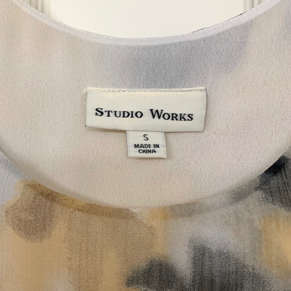 Studio Works Tank Top - Picture 4 of 4